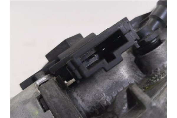 Recambio de motor limpiaparabrisas trasero para mercedes-benz clase b (bm 245) 2.0 180 cdi (245.207) referencia OEM IAM A1698201