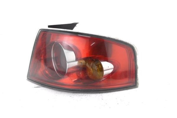 Recambio de piloto trasero derecho para seat ibiza (6l1) 1.9 sdi referencia OEM IAM 6L6945096A 6L6945112 