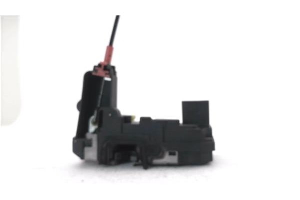 Recambio de cierre electromagnetico trasero derecho para opel astra h berlina 1.7 cdti referencia OEM IAM 13210739 41442091 