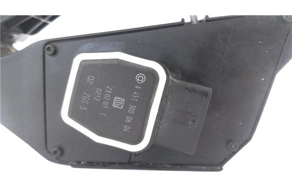 Recambio de potenciometro pedal gas para smart fortwo coupe 1.0 fortwo coupe (62kw) referencia OEM IAM A4513000604 230207I 