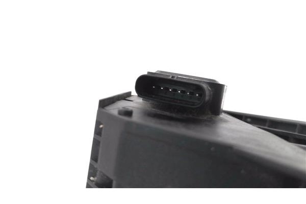 Recambio de potenciometro pedal gas para smart fortwo coupe 1.0 fortwo coupe (62kw) referencia OEM IAM A4513000604 230207I 