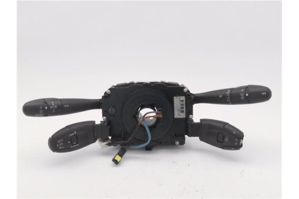 Recambio de mando intermitencia para peugeot 207 1.4 xad referencia OEM IAM 96661300xt 4939295 