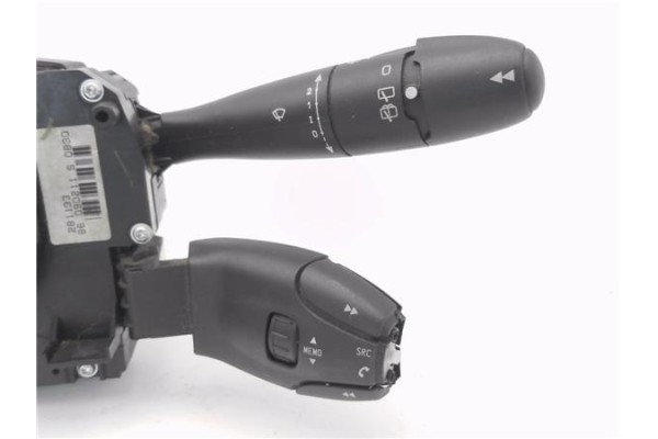 Recambio de mando intermitencia para peugeot 207 1.4 xad referencia OEM IAM 96661300xt 4939295 