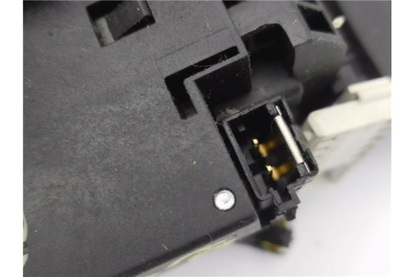Recambio de mando intermitencia para peugeot 207 1.4 xad referencia OEM IAM 96661300xt 4939295 