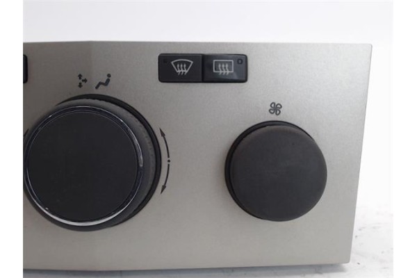 Recambio de mandos climatizador para opel astra h berlina referencia OEM IAM (13274232) (90151-362) (BX3) 