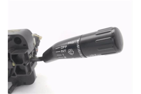 Recambio de mando intermitencia para mitsubishi pajero 2.5 td referencia OEM IAM MB823278  