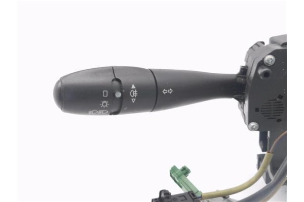 Recambio de mando intermitencia para peugeot 207 1.6 confort referencia OEM IAM 96630732XT  
