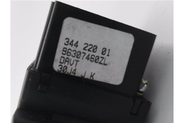 Recambio de mando intermitencia para peugeot 206 2.0 gt referencia OEM IAM 96307460ZL  