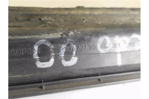 Recambio de maneta exterior porton para seat toledo (1m2) 1.6 v5 referencia OEM IAM 1M5827561  
