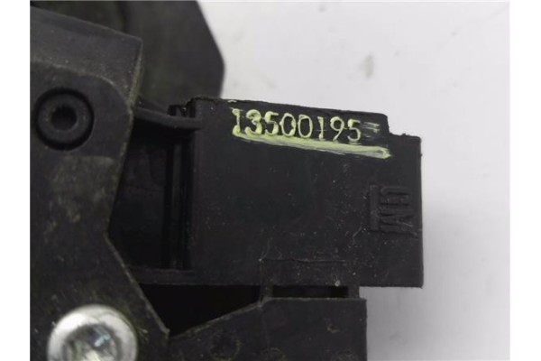 Recambio de cerradura porton para opel astra j berlina 5p 1.4 sport referencia OEM IAM 13500195  