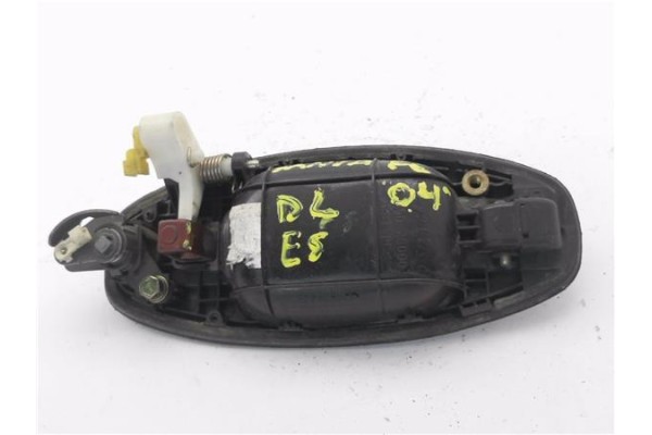 Recambio de maneta exterior delantero izquierda para hyundai santa fe (sm) 2.0 crdi vgt comfort referencia OEM IAM 8265026000  