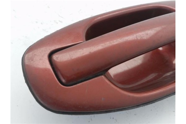 Recambio de maneta exterior delantero izquierda para hyundai santa fe (sm) 2.0 crdi vgt comfort referencia OEM IAM 8265026000  