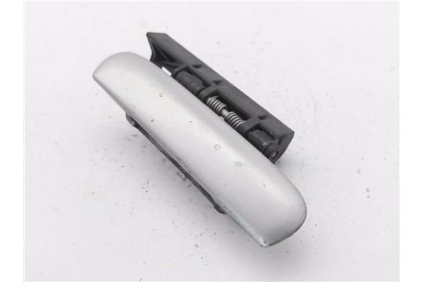 Recambio de maneta exterior delantero derecha para citroen xsara berlina 1.6i sx referencia OEM IAM 96334564 96334568 