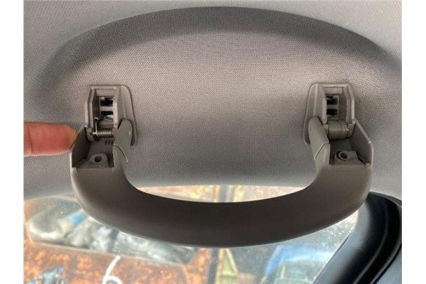 Recambio de asidero superior delantero derecho para alfa romeo giulia (952) 2.2 super referencia OEM IAM 156143761 156122887 