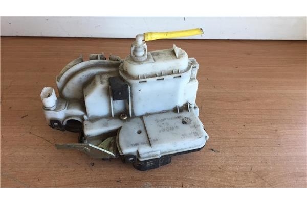 Recambio de cierre electromagnetico delantero derecho para volkswagen polo iii berlina (6n2) 1.0 conceptline referencia OEM IAM 