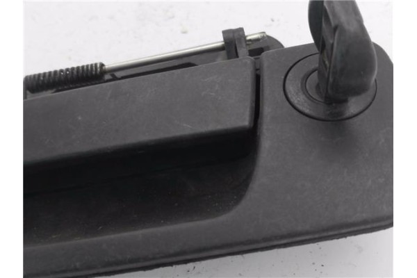 Recambio de maneta exterior delantero izquierda para citroen xantia berlina 1.6 sx referencia OEM IAM 9610006477  