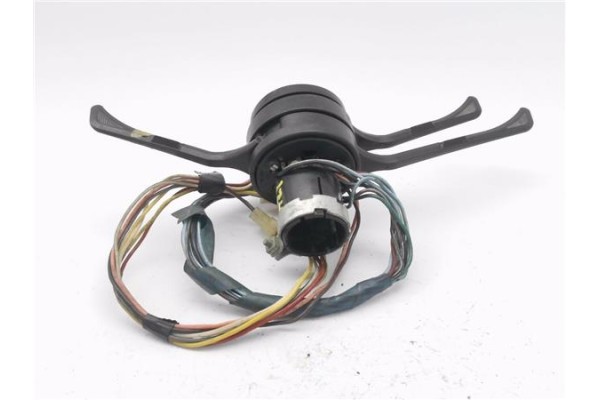 Recambio de mando intermitencia para seat 124 1.6 referencia OEM IAM 3700379577  