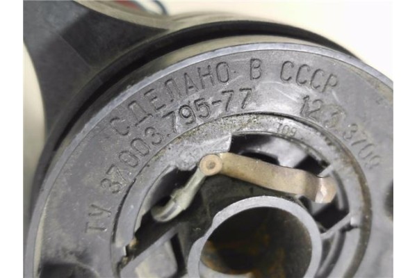 Recambio de mando intermitencia para seat 124 1.6 referencia OEM IAM 3700379577  