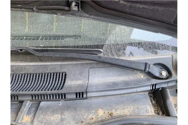 Recambio de brazo limpiaparabrisas delantero izquierdo para toyota iq (nuj1/ngj1/kgj1) 1.0 básico referencia OEM IAM 8522174020 
