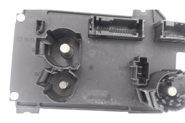 Recambio de centralita para bmw serie 7 (e65/e66) 3.0 730d referencia OEM IAM 913258106 8ES00827018 