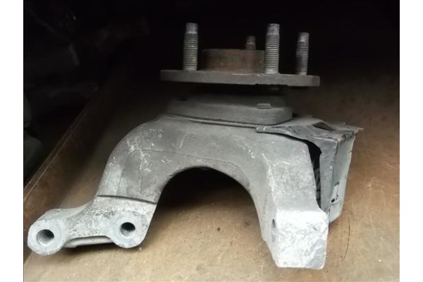 Recambio de mangueta delantero derecha para opel sintra 2.2 cd referencia OEM IAM   