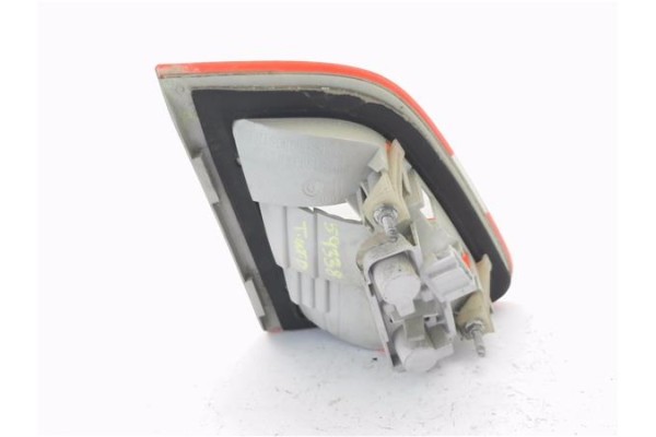 Recambio de piloto porton trasero derecho para mercedes-benz clase b (bm 245) 2.0 180 cdi (245.207) referencia OEM IAM A16982016