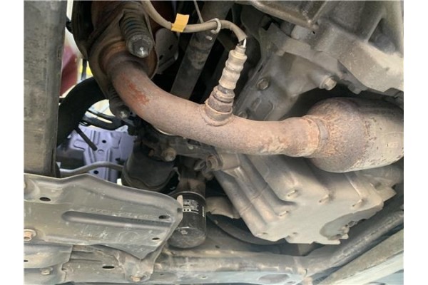 Recambio de tubo escape central para toyota iq (nuj1/ngj1/kgj1) 1.0 básico referencia OEM IAM 1741040130  