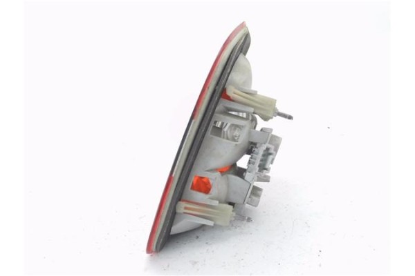 Recambio de piloto porton trasero izquierdo para mercedes-benz clase b (bm 245) 2.0 180 cdi (245.207) referencia OEM IAM A169820