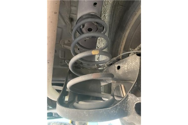 Recambio de muelle amortiguacion para toyota iq (nuj1/ngj1/kgj1) 1.0 básico referencia OEM IAM 4823174020  