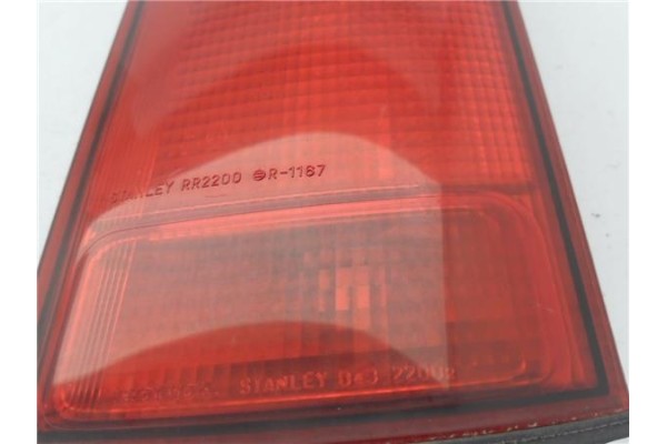Recambio de piloto trasero derecho para honda cr-v i (rd) 2.0 16v (rd1, rd3) referencia OEM IAM 0432200R  
