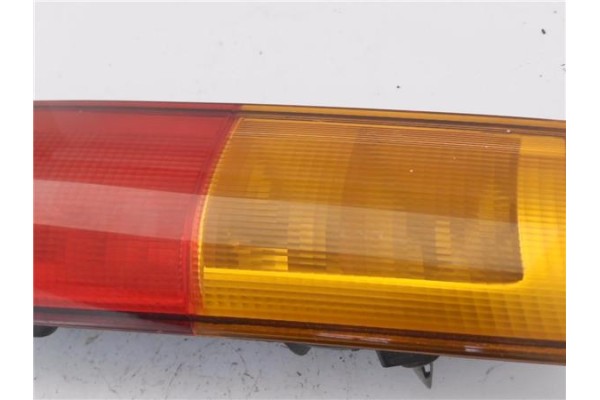 Recambio de piloto trasero derecho para honda cr-v i (rd) 2.0 16v (rd1, rd3) referencia OEM IAM 0432200R  