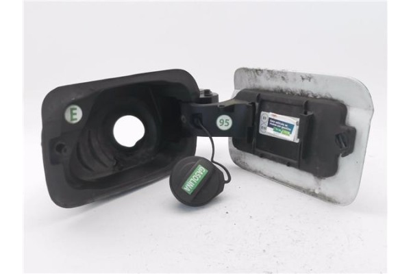 Recambio de tapa exterior combustible para seat ateca (khp) 1.5 style referencia OEM IAM 575809702D  