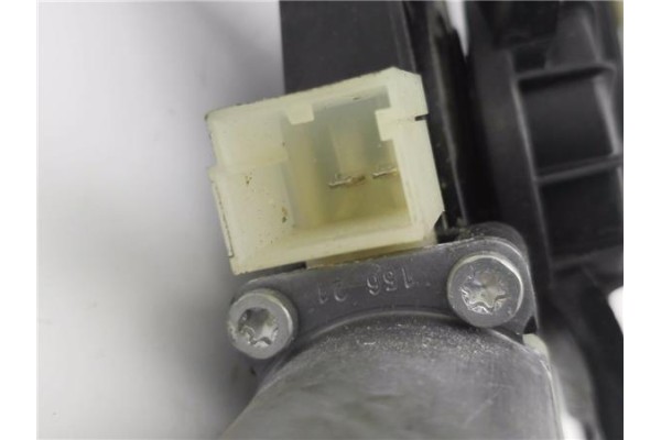 Recambio de mecanismo elevalunas delantero izquierdo para seat ateca (khp) 1.5 style referencia OEM IAM 5Q0959801C  