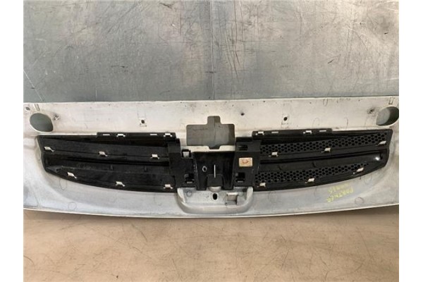 Recambio de rejilla paragolpes delantero para peugeot partner combispace (5f) 1.6 hdi 75 referencia OEM IAM 7804N1 98519600XT 