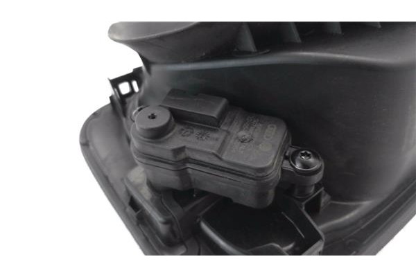 Recambio de tapa exterior combustible para seat ateca (khp) 1.5 style referencia OEM IAM 575809702  