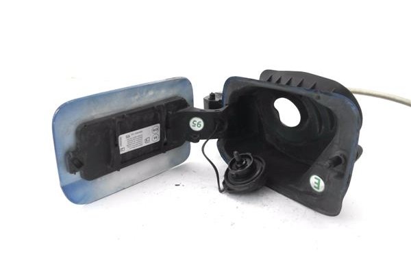 Recambio de tapa exterior combustible para seat ateca (khp) 1.5 style referencia OEM IAM 575809702  