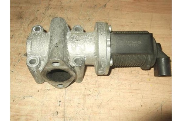 Recambio de egr para saab 9-3 familiar 1.9 tid referencia OEM IAM 50024005 10T330 55215031 