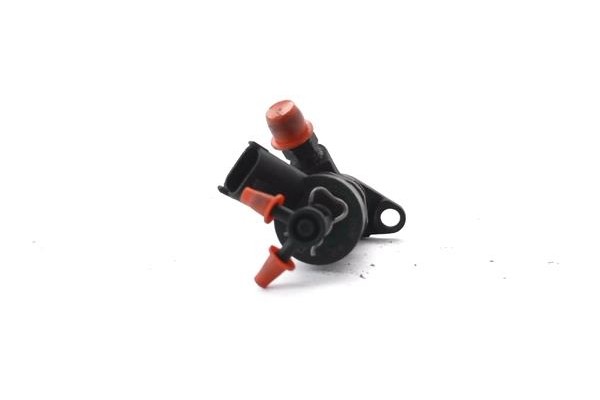 Recambio de inyector para ford fiesta vi 1.6 tdci referencia OEM IAM 044511023 606680 