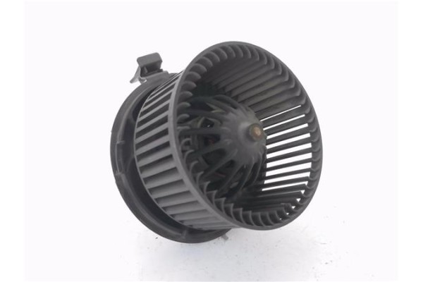 Recambio de motor calefaccion para nissan micra (k12e) 1.2 16v referencia OEM IAM 27226AX105 F667217D 