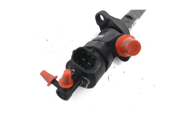 Recambio de inyector para ford fiesta vi 1.6 tdci referencia OEM IAM 044511023 606680 