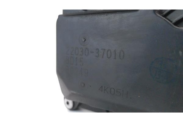 Recambio de caja mariposa aire para toyota auris (e15) 1.6 vvti referencia OEM IAM 2203037010  