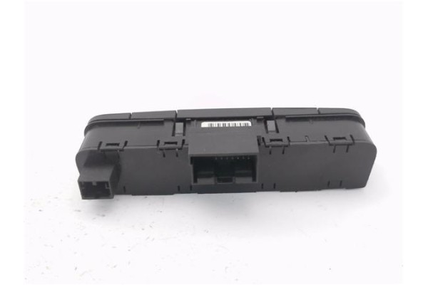 Recambio de interruptor luces emergencia para seat ibiza berlina (6j5) 1.2 copa referencia OEM IAM 6J0927137AG  