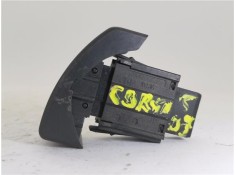 Recambio de interruptor luces emergencia para opel corsa c 1.0 blue line referencia OEM IAM 13539900  