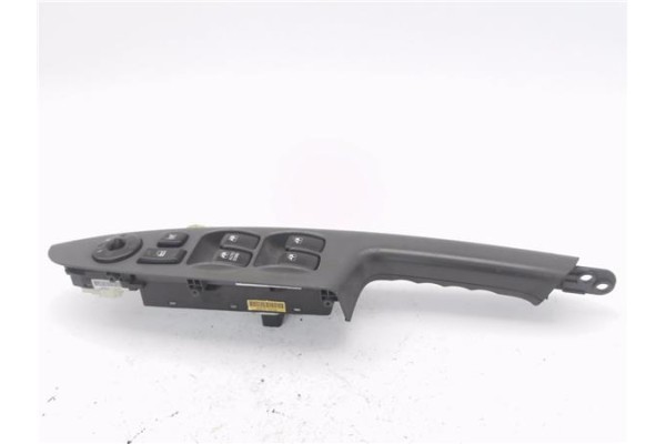 Recambio de mando elevalunas delantero izquierdo para kia rio (jb) 1.4 active referencia OEM IAM 827111G060GR  