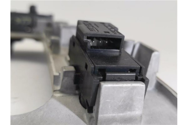 Recambio de mando multifuncion para mercedes-benz clk (bm 208) cabrio 2.0 200 (208.435) referencia OEM IAM 2088202910  