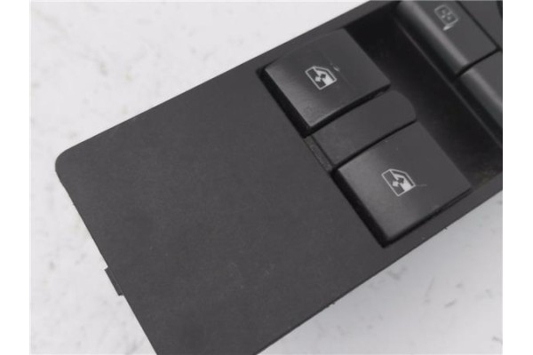 Recambio de mando elevalunas delantero izquierdo para opel astra h berlina 1.6 cosmo referencia OEM IAM 13209203  