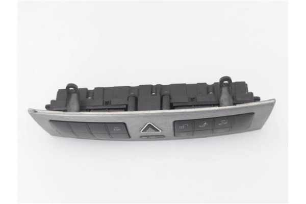 Recambio de mando multifuncion para mercedes-benz clase c (bm 203) berlina 2.0 180 (203.035) referencia OEM IAM 2038701710  