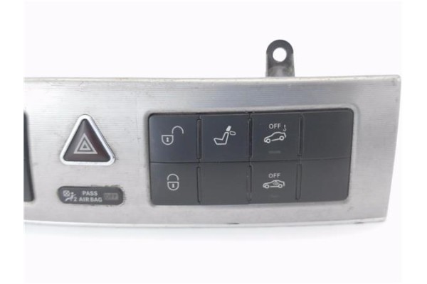 Recambio de mando multifuncion para mercedes-benz clase c (bm 203) berlina 2.0 180 (203.035) referencia OEM IAM 2038701710  