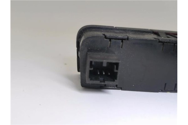 Recambio de interruptor luces emergencia para seat ibiza berlina (6j5) 1.4 fr referencia OEM IAM 6J0927137C  