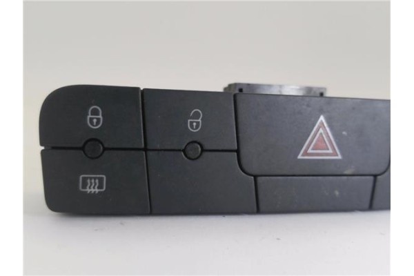 Recambio de interruptor luces emergencia para seat ibiza berlina (6j5) 1.4 fr referencia OEM IAM 6J0927137C  